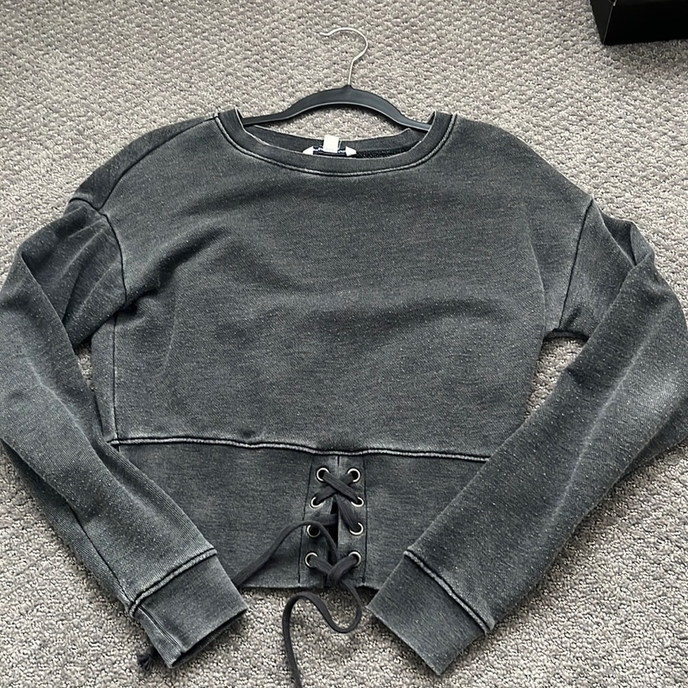 American eagle crop crew neck